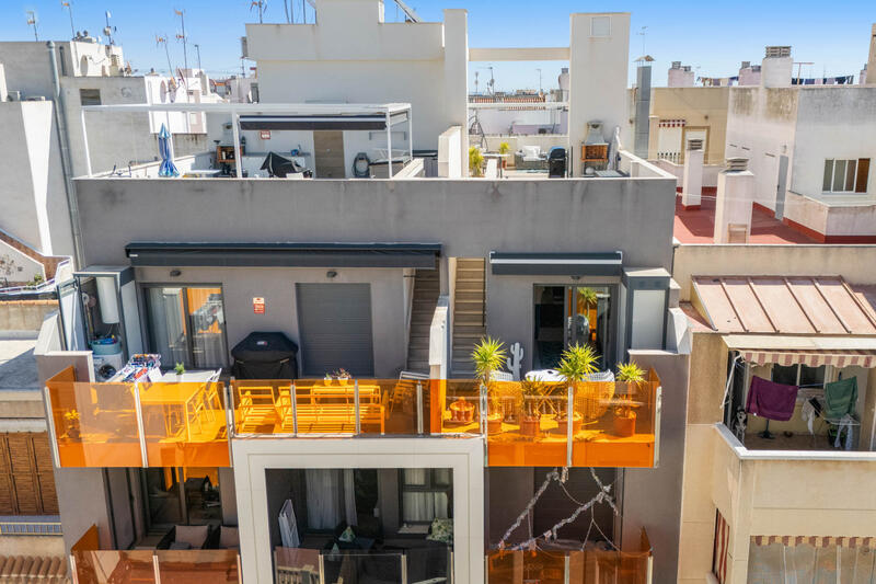 Lejlighed til salg i Torrevieja, Alicante