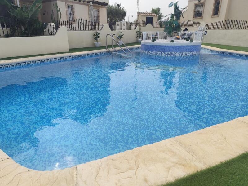 2 bedroom Country House for sale