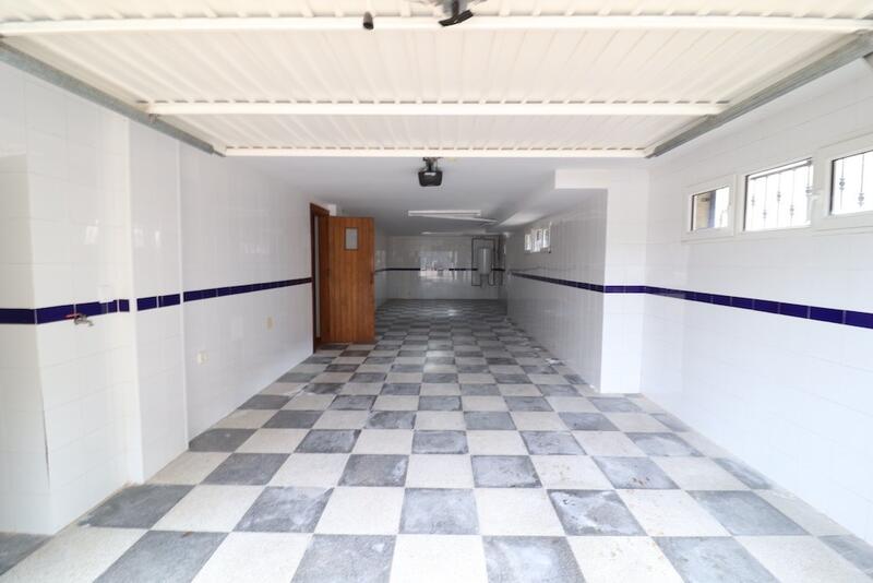 4 Cuarto Villa en venta