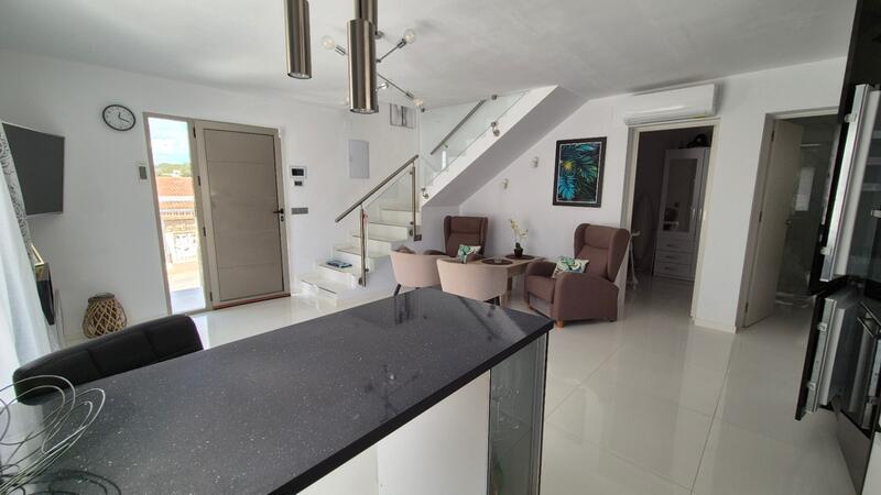 4 bedroom Villa for sale