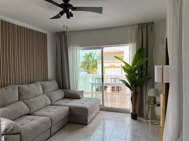 Villa à vendre dans Torrevieja, Alicante