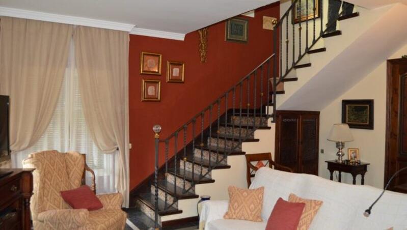 4 Schlafzimmer Villa zu verkaufen