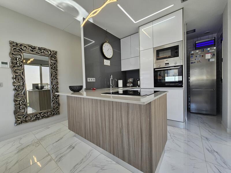 4 Cuarto Villa en venta