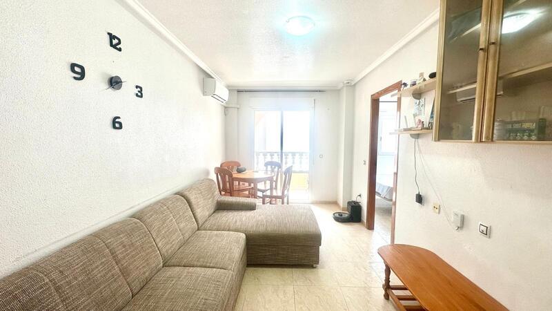 Apartamento en venta en Torrevieja, Alicante