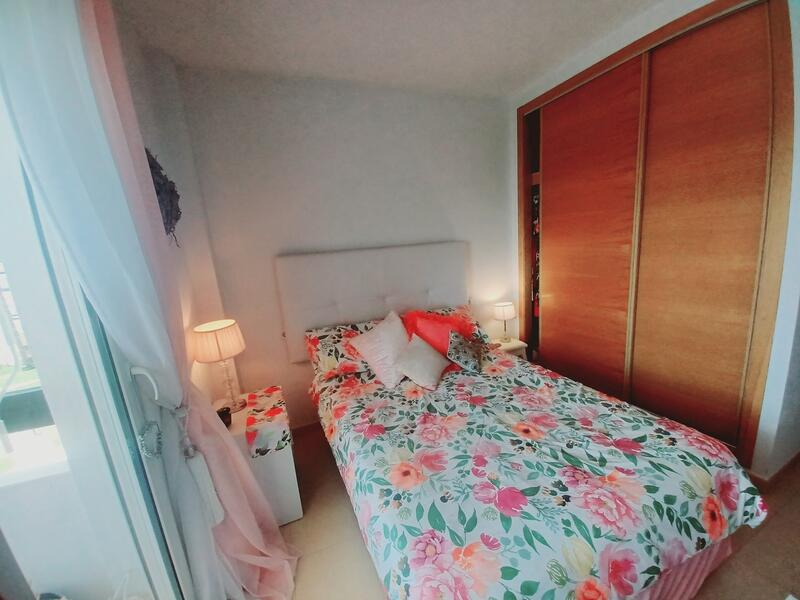 2 slaapkamer Appartement Te koop