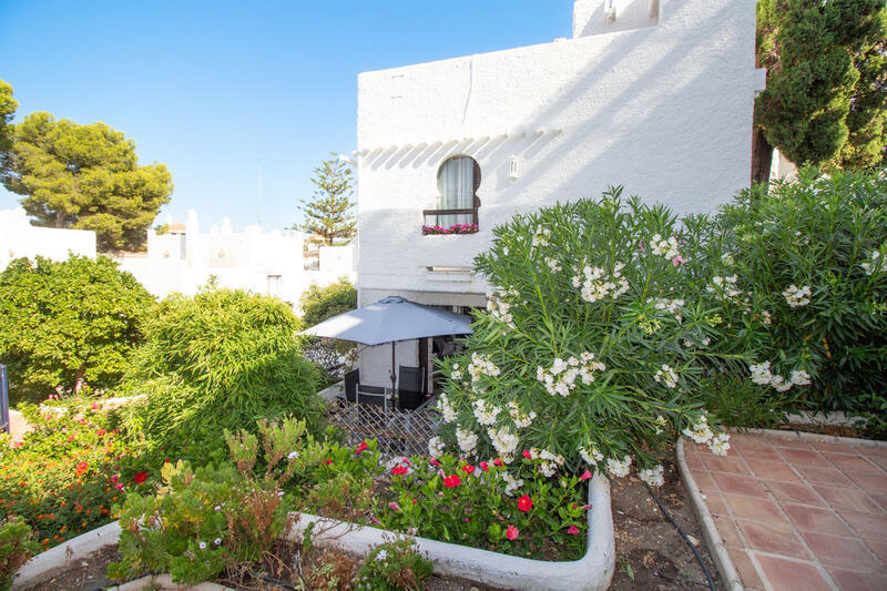 1 bedroom Townhouse for sale
