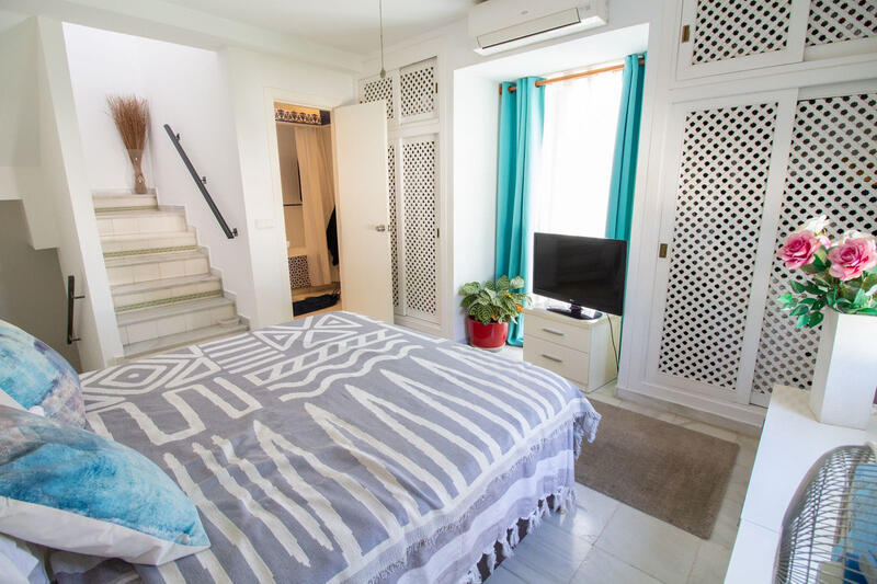 1 bedroom Townhouse for sale