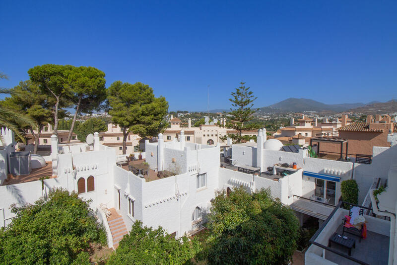 1 bedroom Townhouse for sale