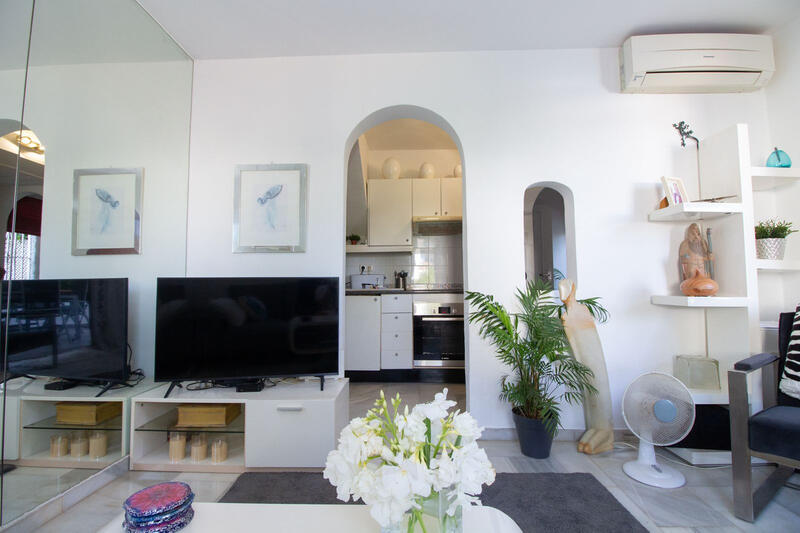 1 bedroom Townhouse for sale