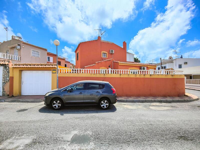 3 bedroom Country House for sale