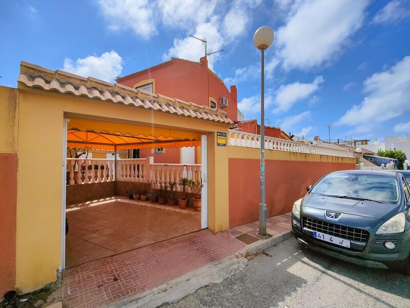 3 bedroom Country House for sale