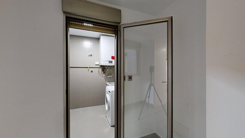 5 bedroom Apartment for sale