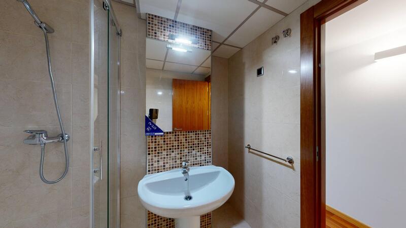 5 bedroom Apartment for sale