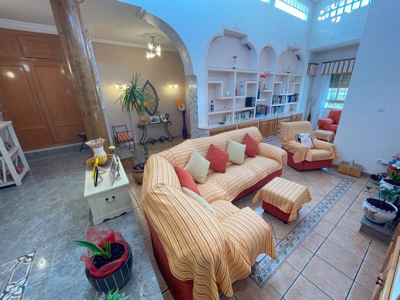4 slaapkamer Landhuis Te koop