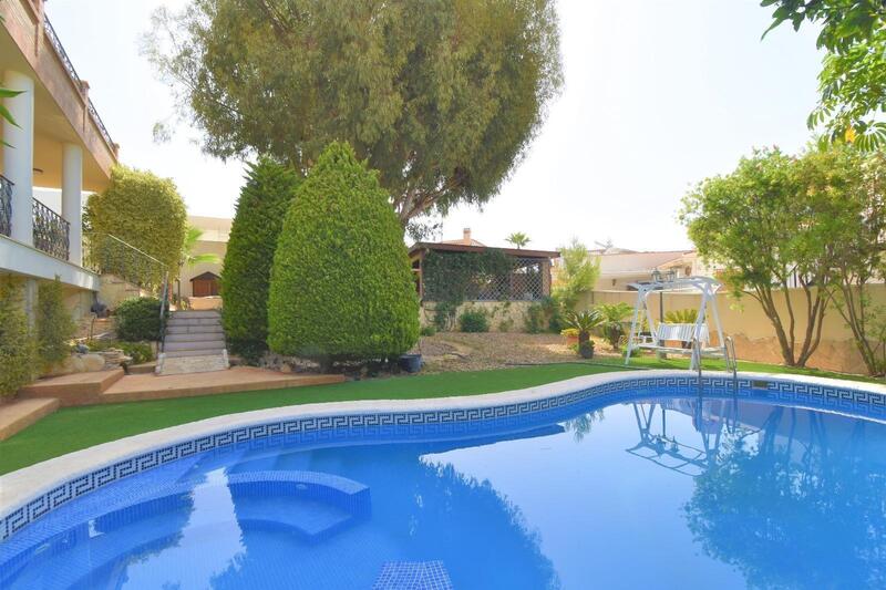 5 chambre Villa à vendre