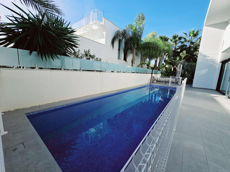 3 Cuarto Villa en venta