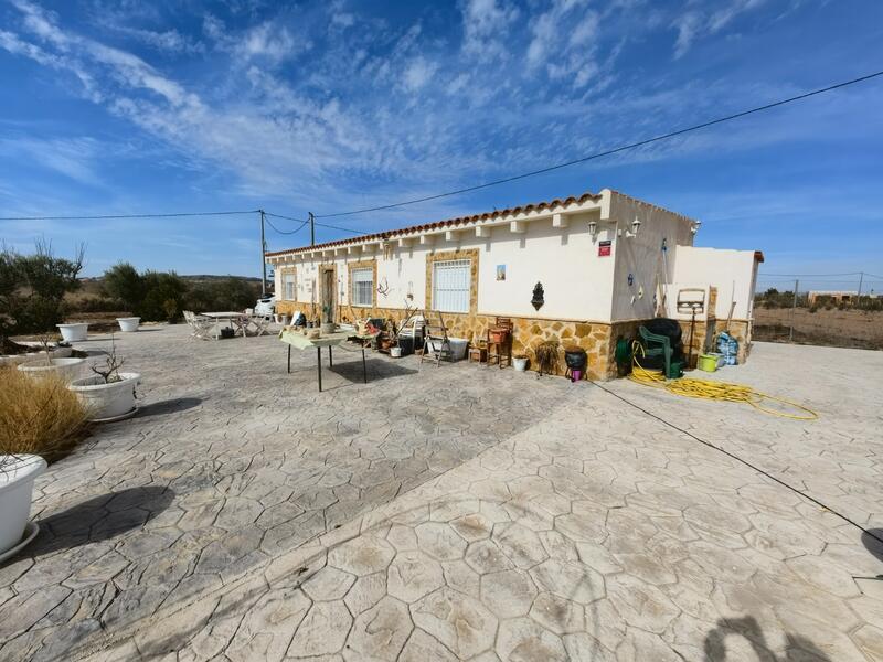 3 Cuarto Casa de Campo en venta