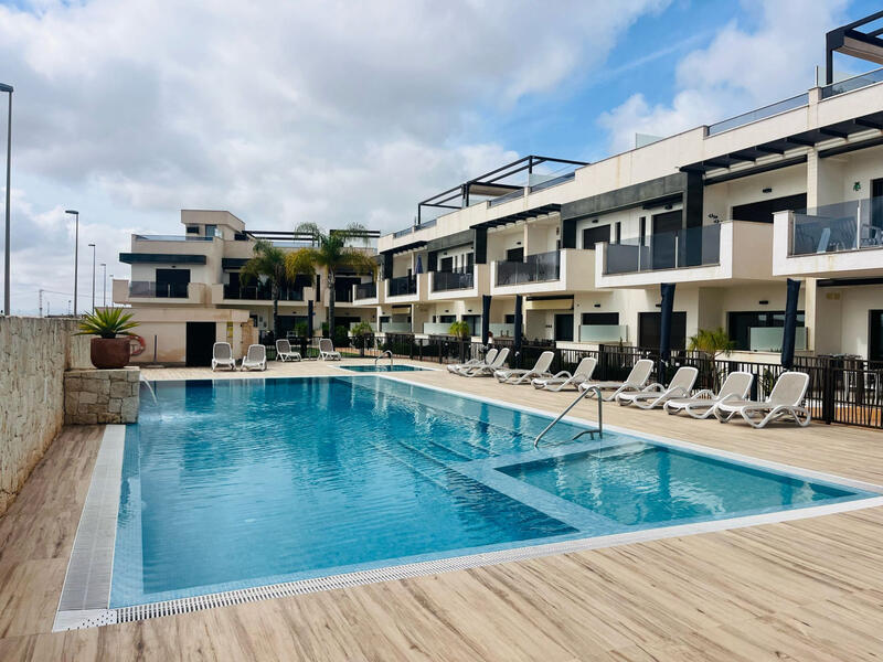 Apartamento en venta en Dolores de Pacheco, Murcia