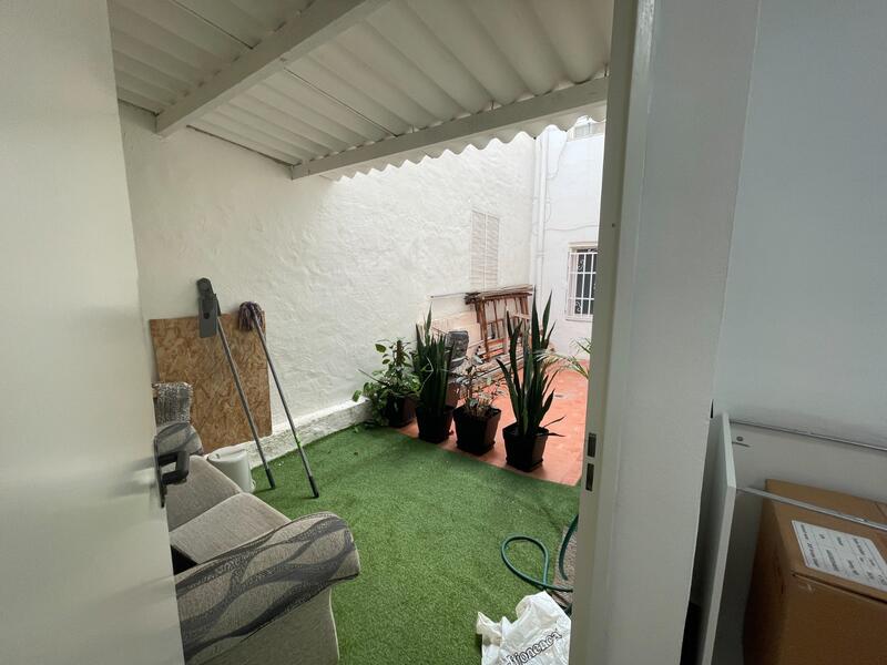 1 chambre Local Commercial à vendre