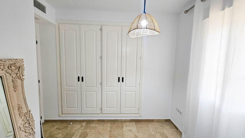 2 Schlafzimmer Appartement zu verkaufen