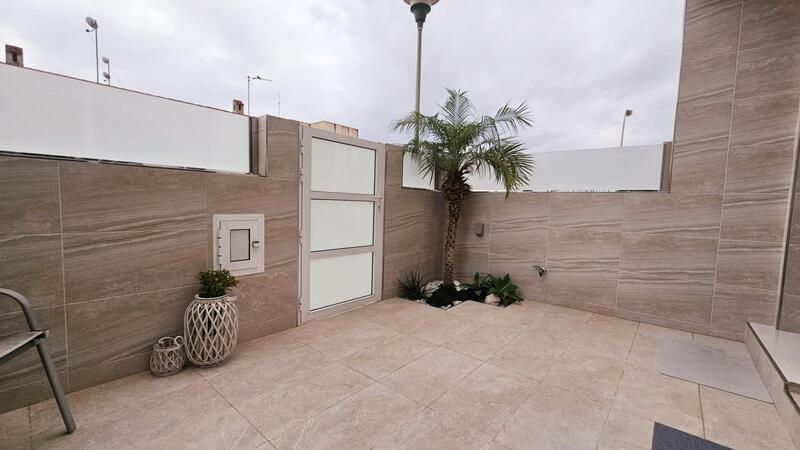 2 chambre Duplex à vendre