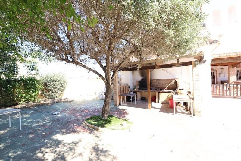 4 Cuarto Villa en venta