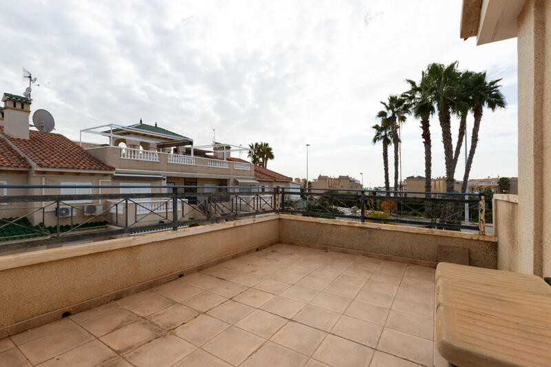3 Cuarto Villa en venta