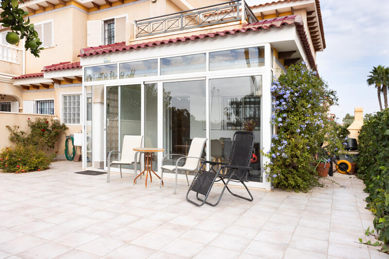 3 Cuarto Villa en venta