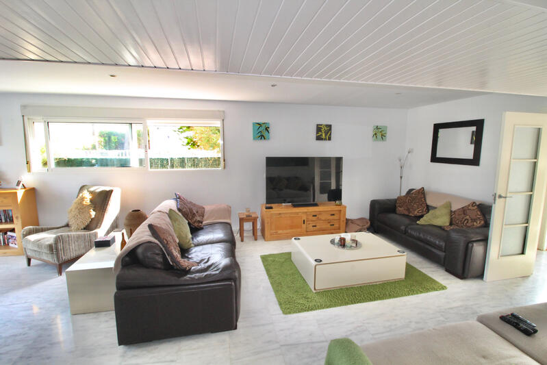 5 bedroom Villa for sale