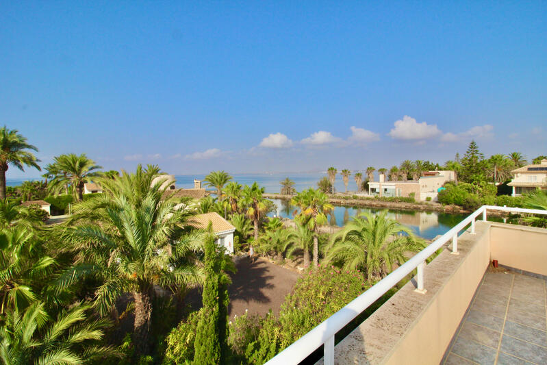 5 bedroom Villa for sale