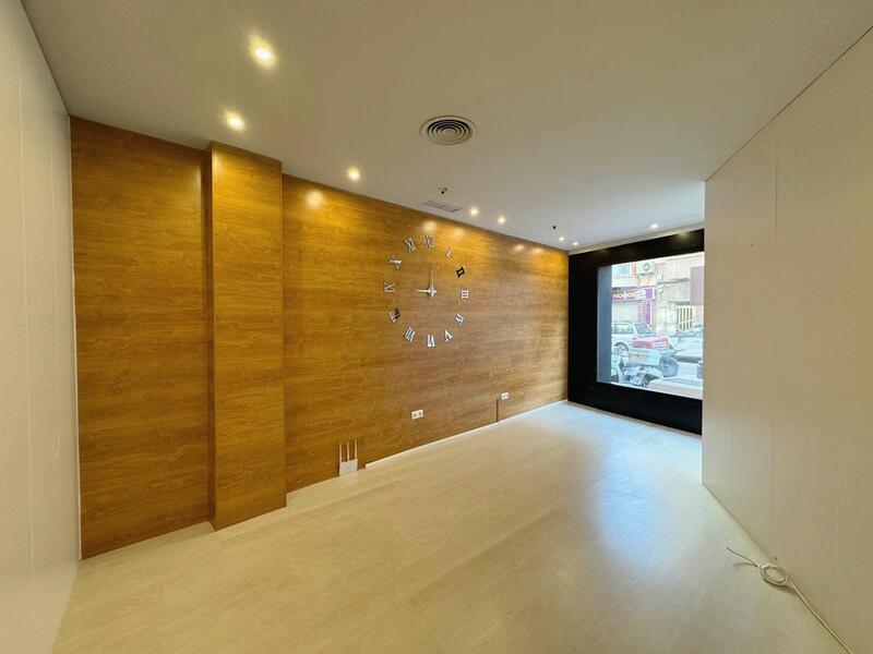 3 Cuarto Local Comercial en venta