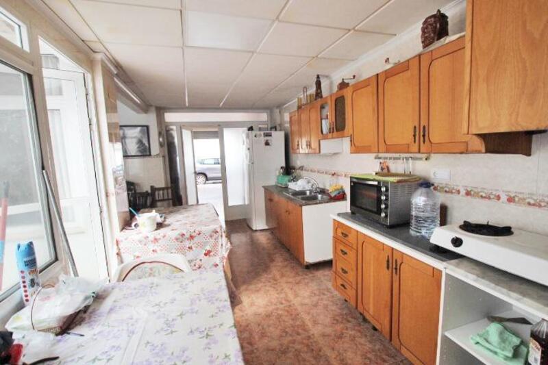 3 Schlafzimmer Stadthaus zu verkaufen