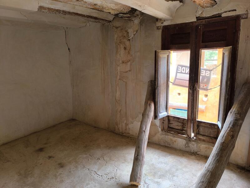4 Schlafzimmer Landhaus zu verkaufen