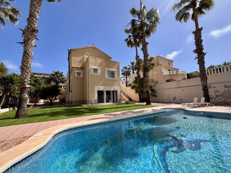 5 chambre Villa à vendre