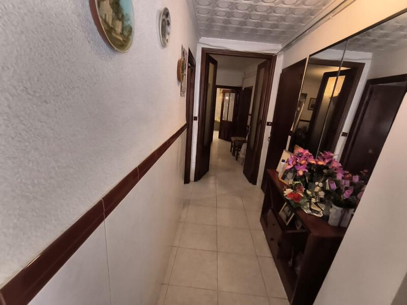 5 Schlafzimmer Stadthaus zu verkaufen
