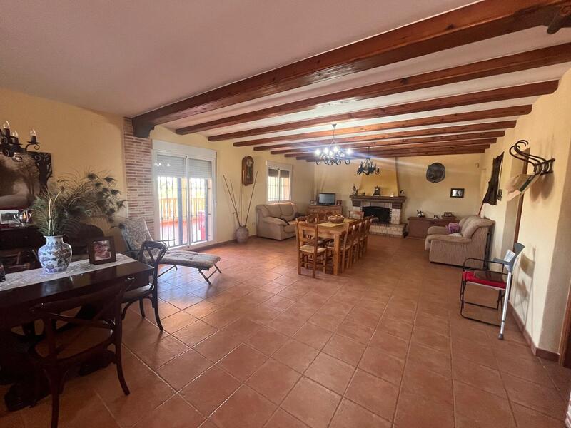 2 Schlafzimmer Landhaus zu verkaufen