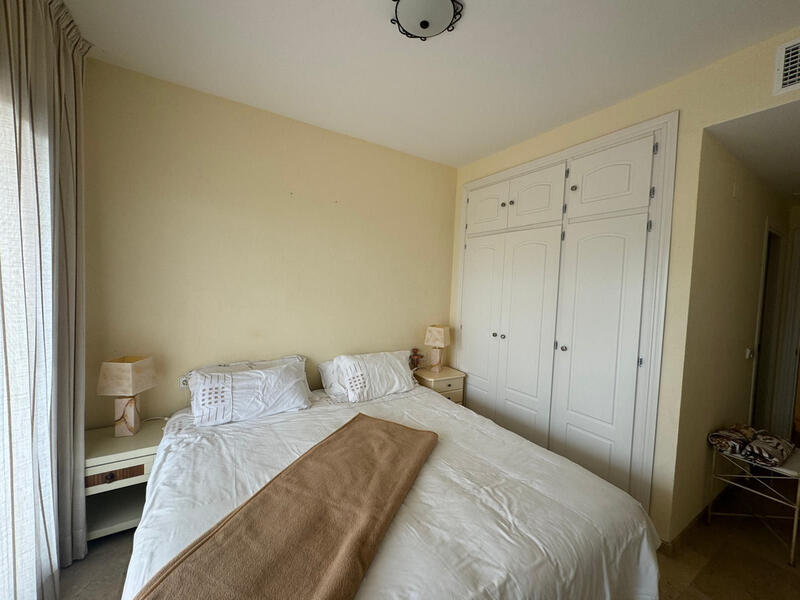 2 slaapkamer Appartement Te koop