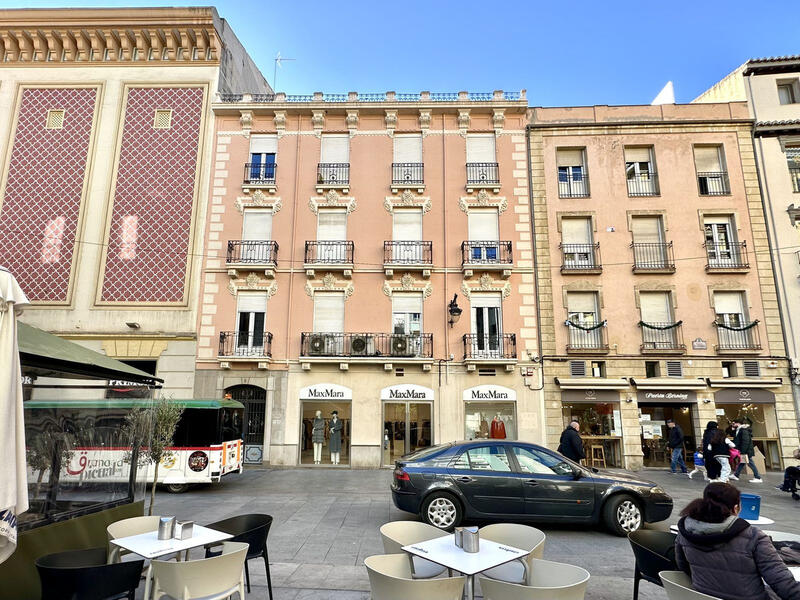 Commercieel vastgoed Te koop in Granada, Granada