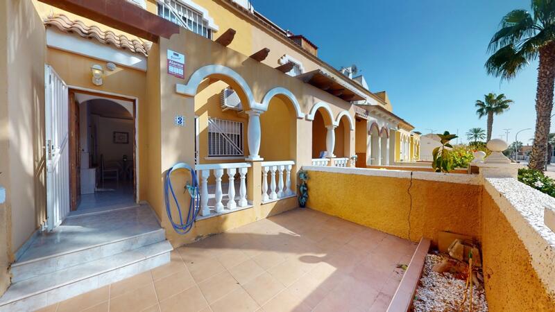2 Schlafzimmer Villa zu verkaufen