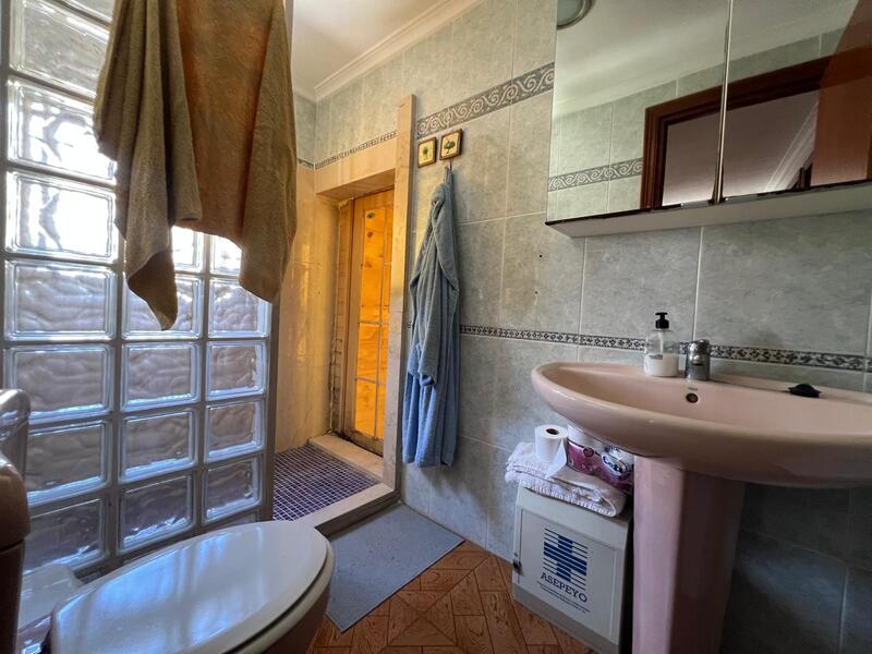 2 Cuarto Casa de Campo en venta