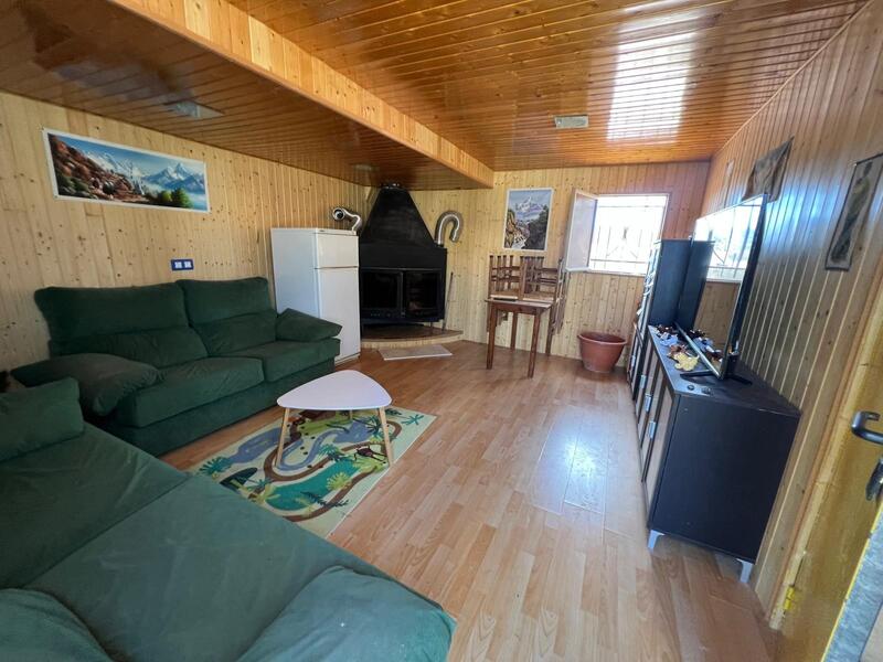 2 Cuarto Casa de Campo en venta