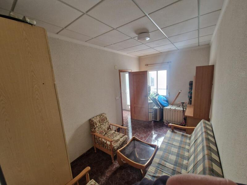 4 slaapkamer Gezinswoning Te koop