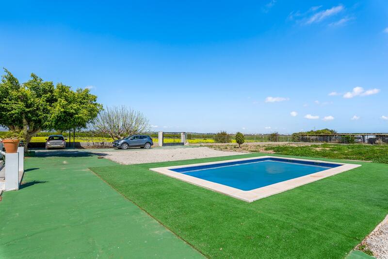 6 Cuarto Villa en venta