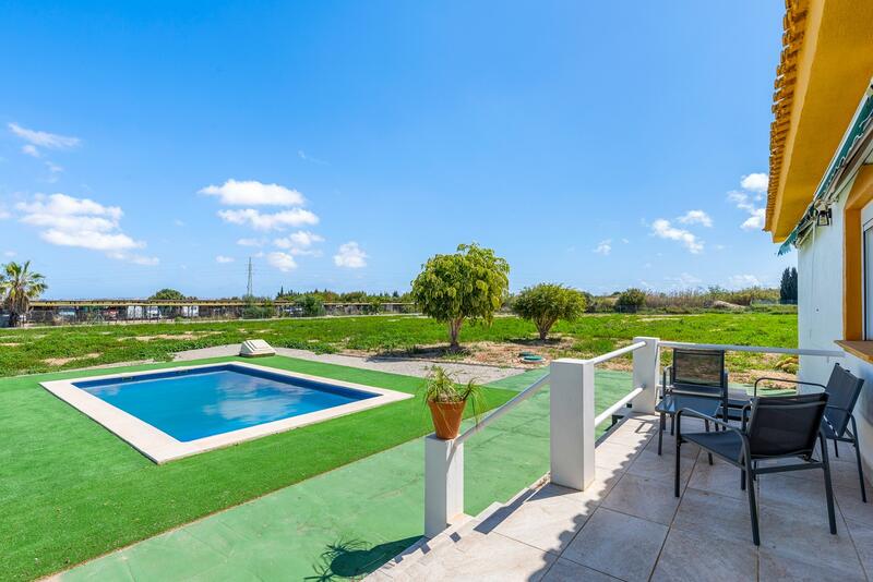 6 Cuarto Villa en venta