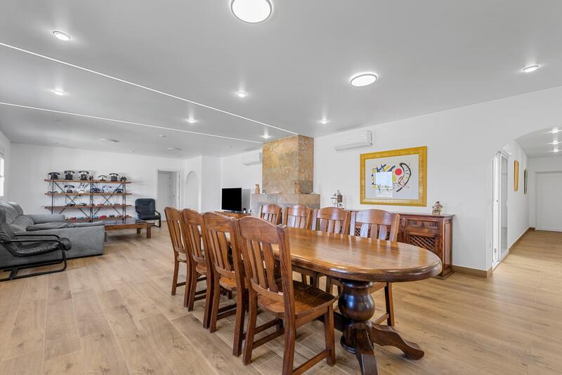 6 Cuarto Villa en venta