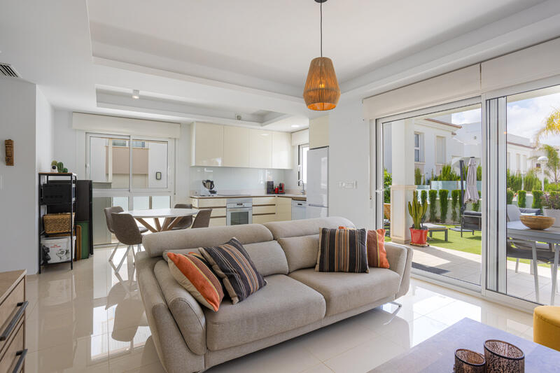 2 slaapkamer Appartement Te koop