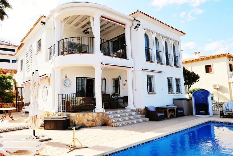5 slaapkamer Villa Te koop