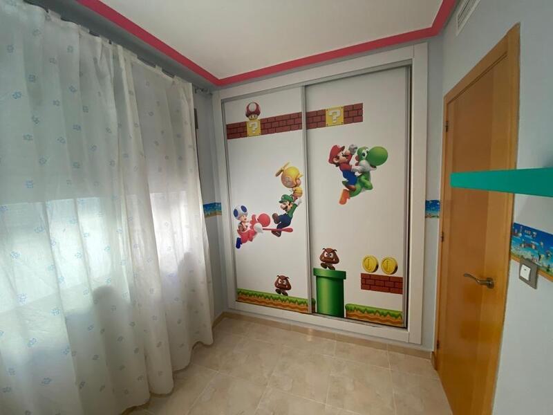 3 спальная комната квартира продается