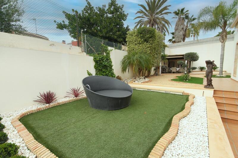 6 Schlafzimmer Villa zu verkaufen