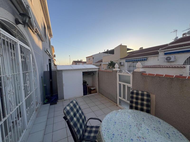 3 bedroom Townhouse for sale
